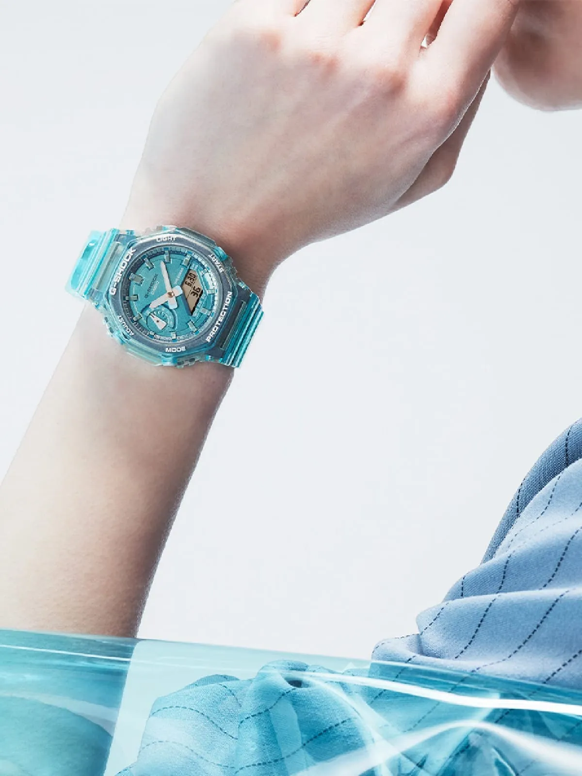 Casio G-Shock Mini CasiOak METALLIC SKELETON Womens Blue Watch GMA-S2100SK-2A