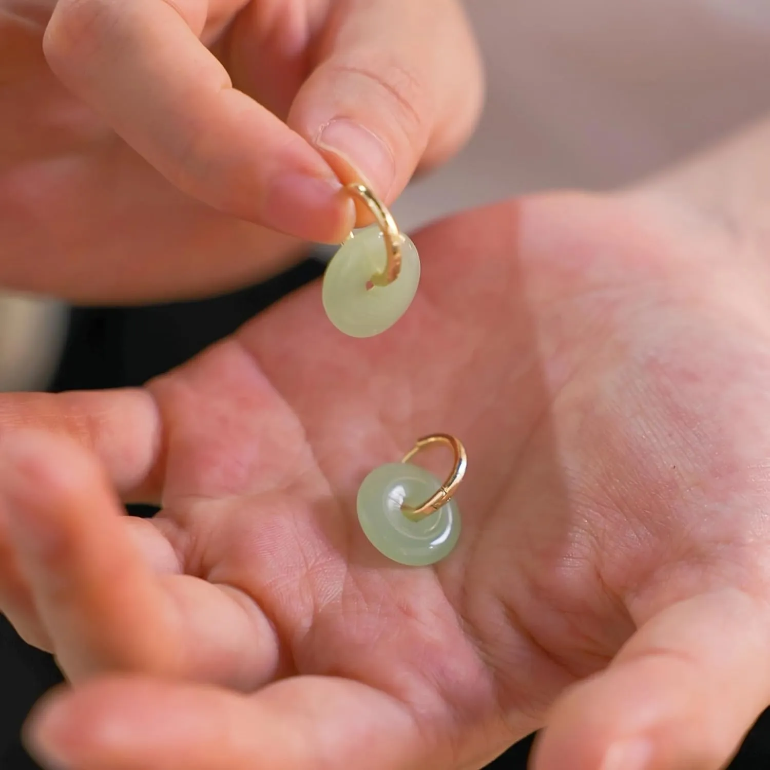 Jade Earrings for Women Green Gemstone Earrings Teardrop Dangle Earings Emerald Huggie Hoop Earring Elegant Jewelry Gifts for Women