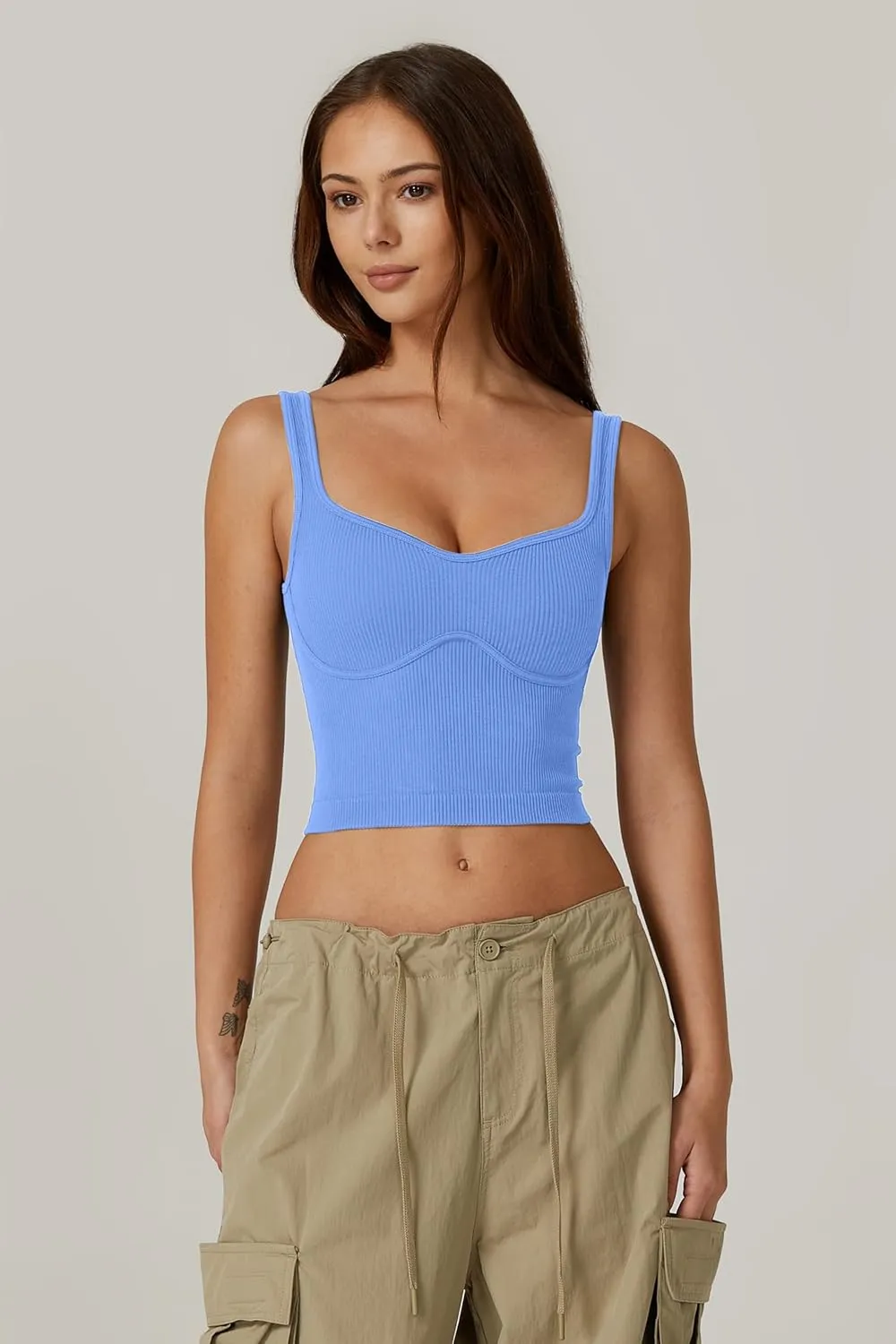 QINSEN Womens Sleeveless Cropped Rib Knit Seamless Sweetheart Neckline Going Out Tank Tops