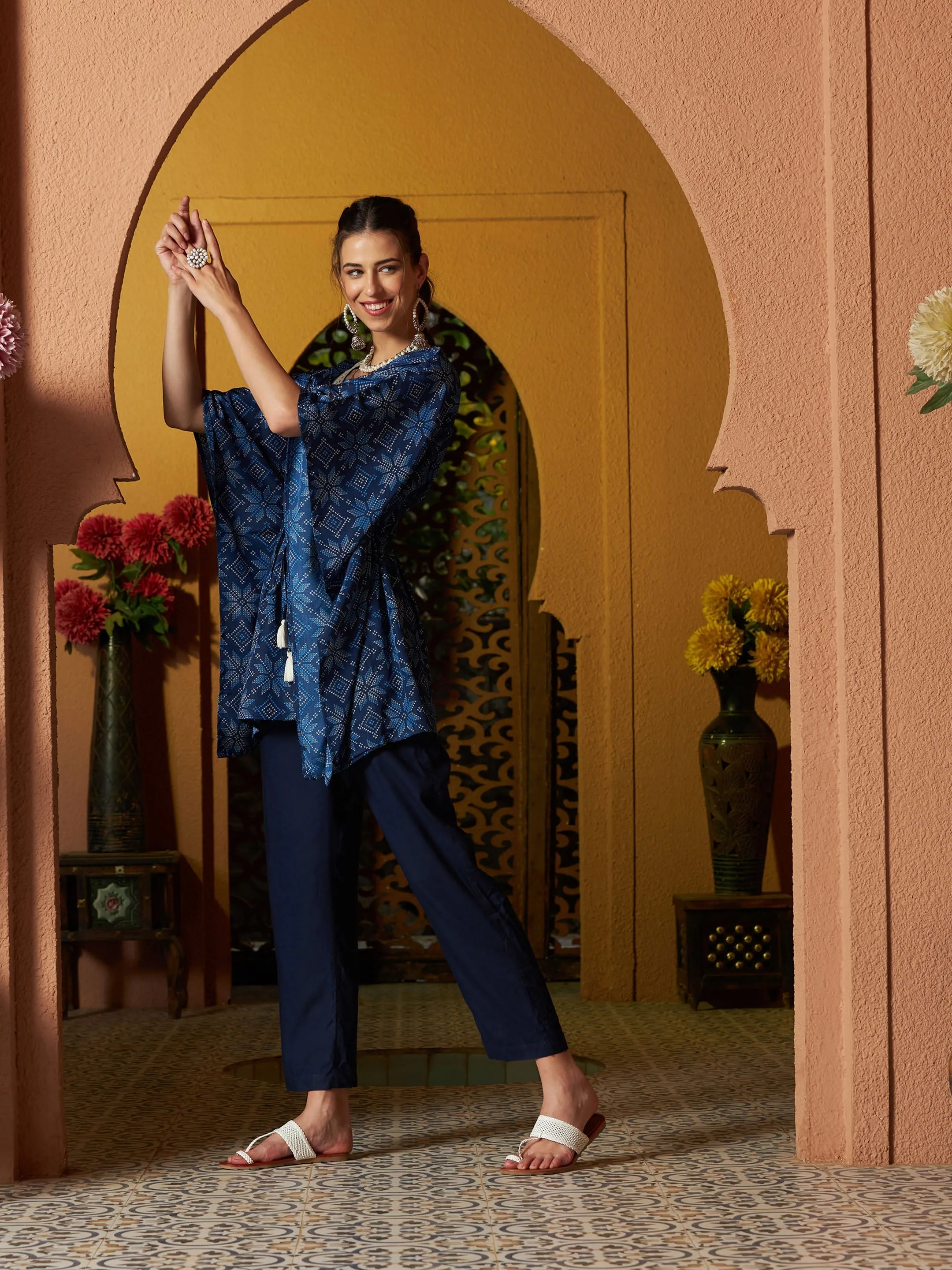 Women Blue Floral Short Kaftan With Pants
