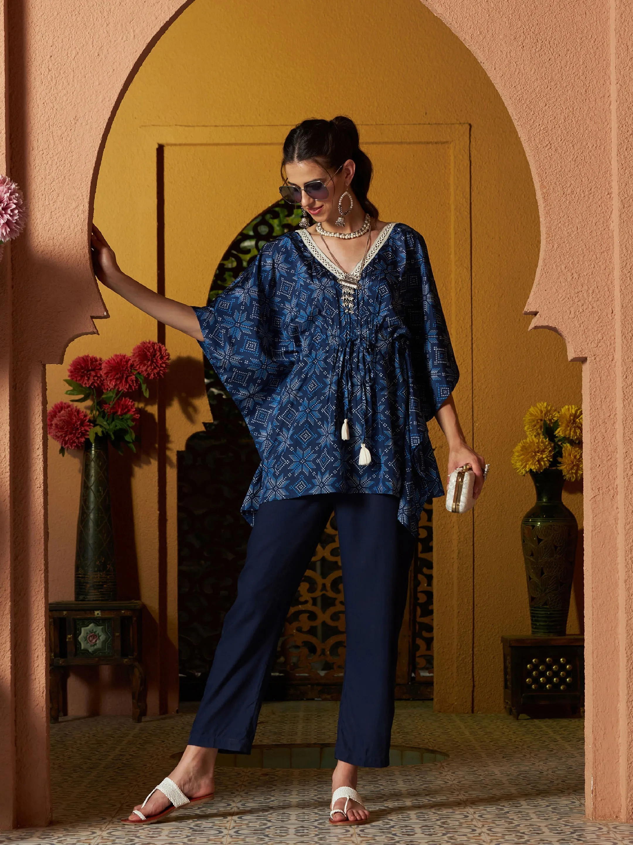 Women Blue Floral Short Kaftan With Pants