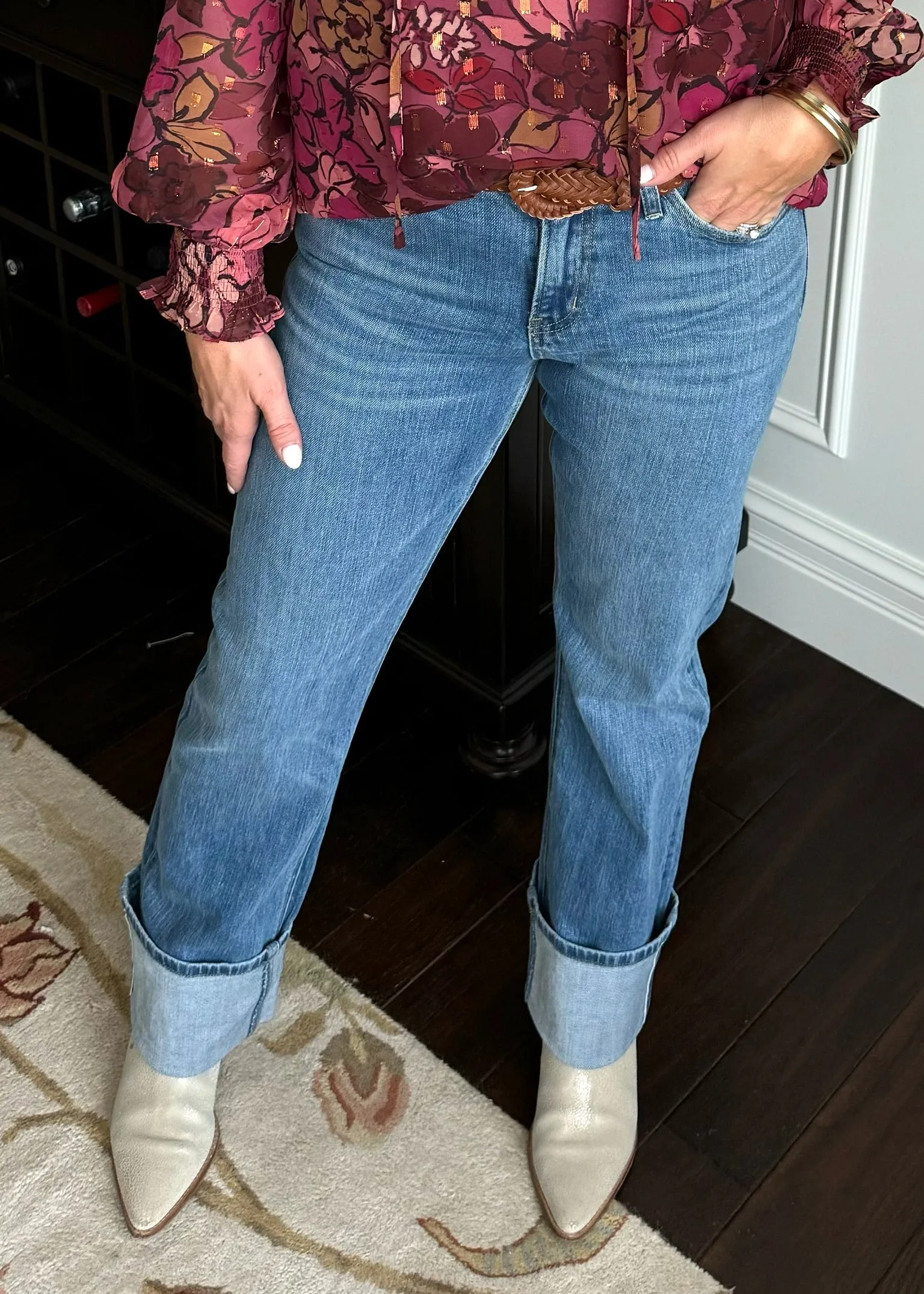 Yoyo Mid Rise Cuffed Straight Jeans